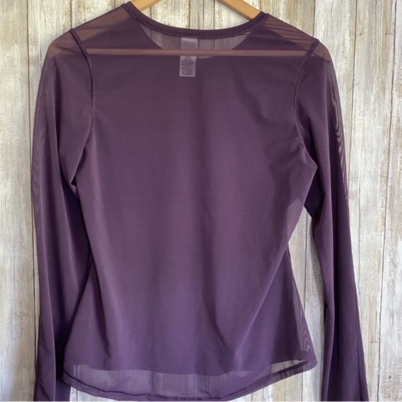 Victoria’s Sport Purple Mesh Back Long Sleeve With Thumb Holes - Picture 4 of 6